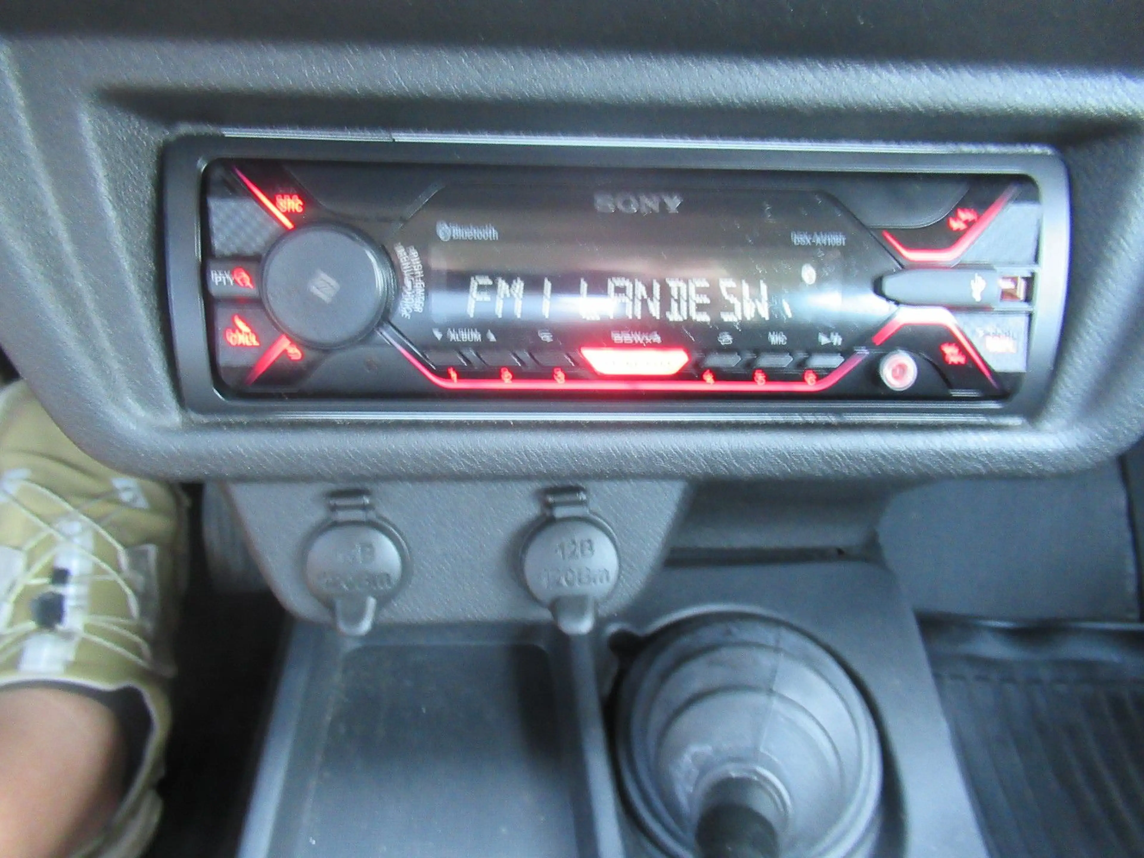 Lada Niva 4x4 AHK SOUND SYSTEM v. VERTRAGSHÄNDLER — photo 12
