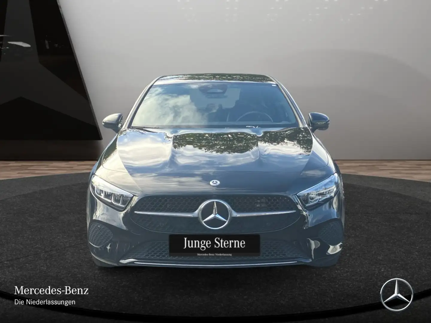 Mercedes-Benz A 250 e PROGRESSIVE+LED+KAMERA+TOTW+KEYLESS+8G Schwarz - 2