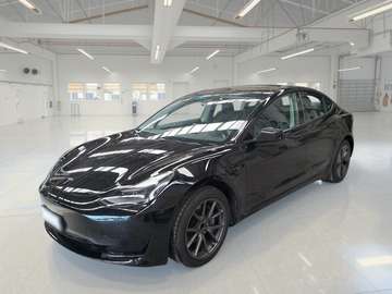 50 KWH STANDARD PLUS RWD 4 PORTE BERLINA