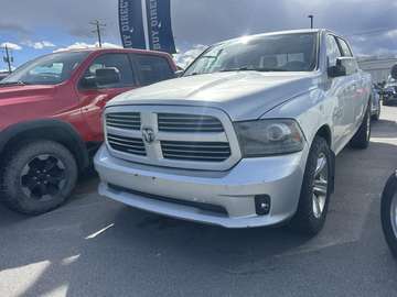 4WD Crew Cab 6.4 Ft Box Sport AUTO, KEYLESS ENTRY,