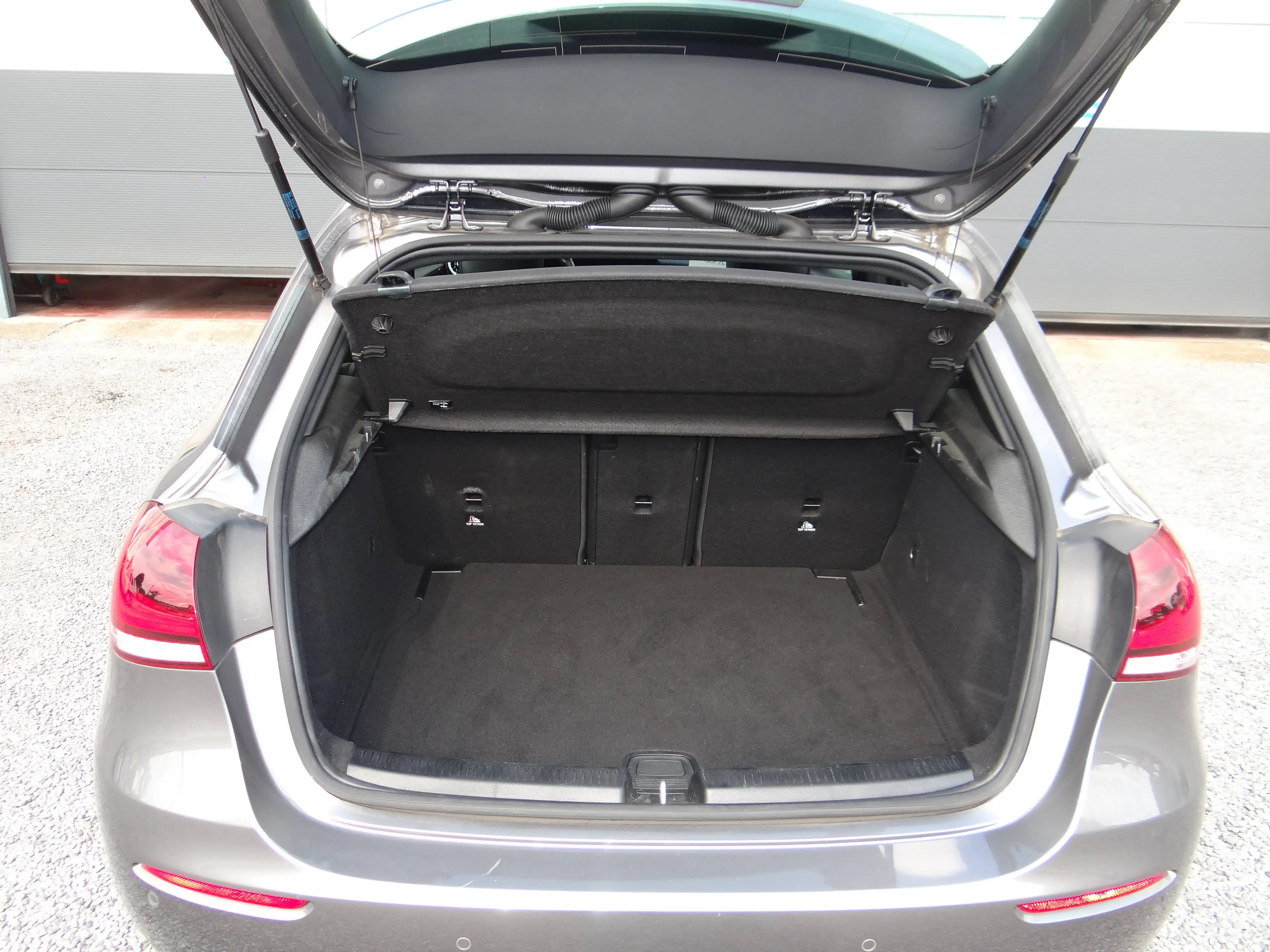 Mercedes-Benz A 200 A 200 4-Matic Luxury Line — photo 11