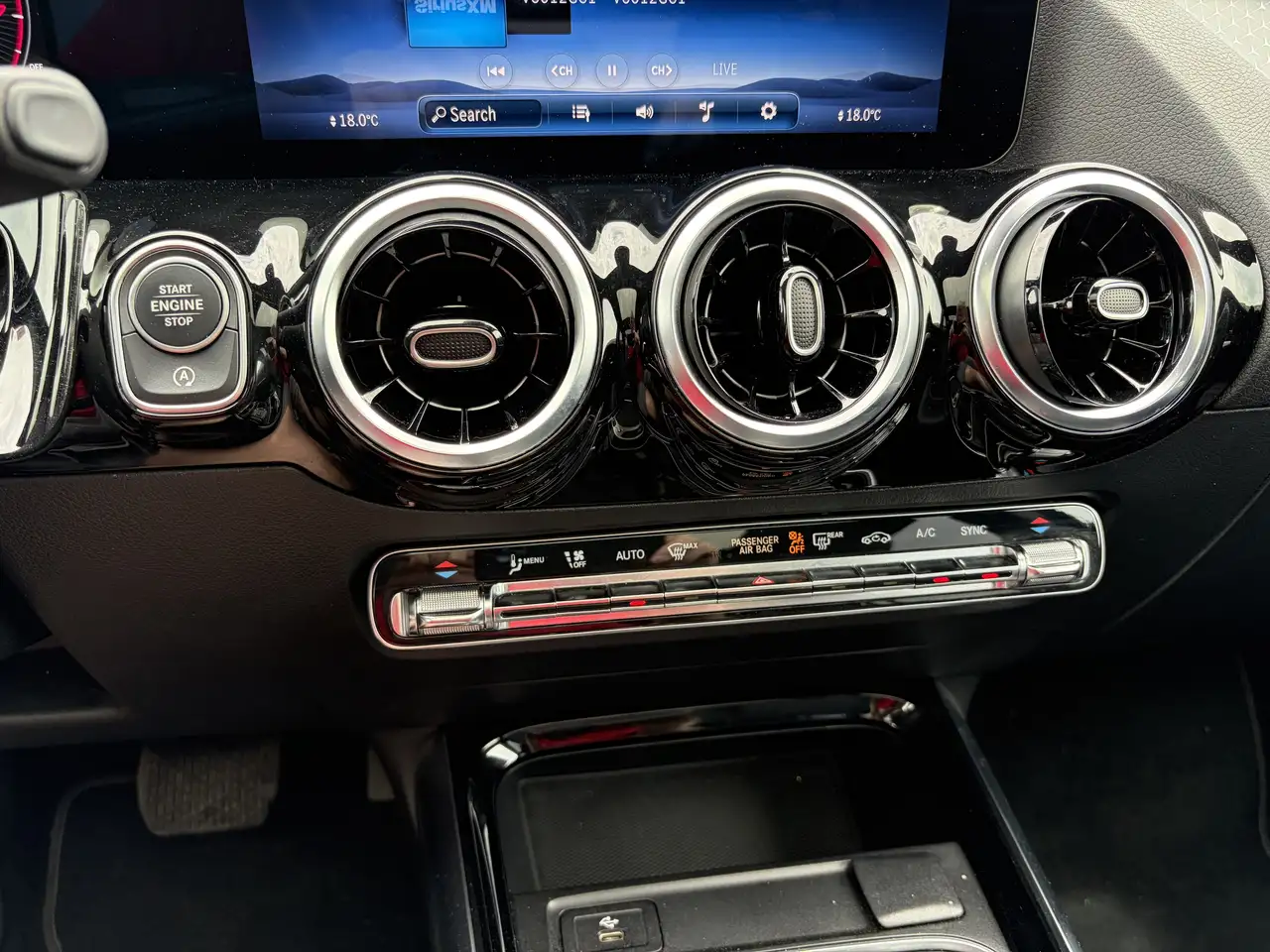 Mercedes-Benz GLA fotografie Mercedes-Benz GLA