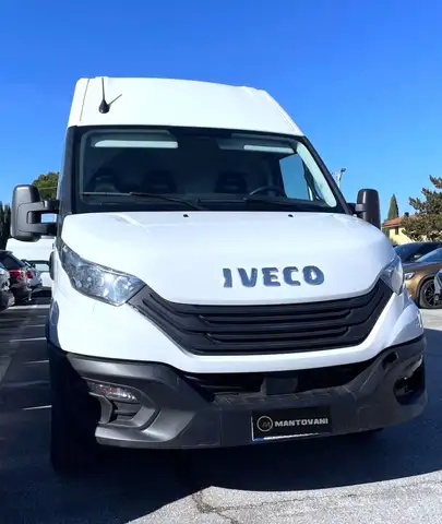 Iveco Daily Daily 35S16V 2.3 HPT PLM-TM Furgone GRAN VOLUME P