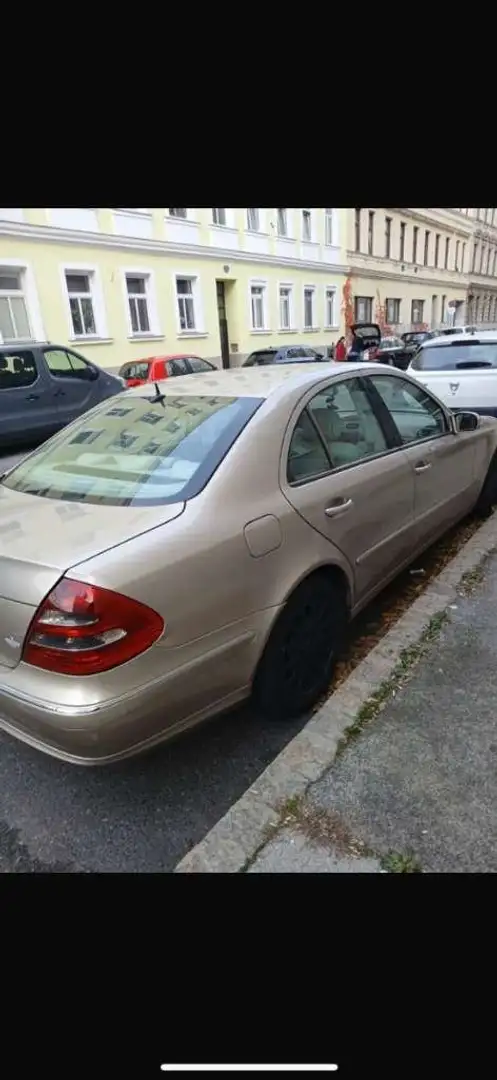 Mercedes-Benz E 220 E 220 Avantgarde CDI Avantgarde Gold - 2