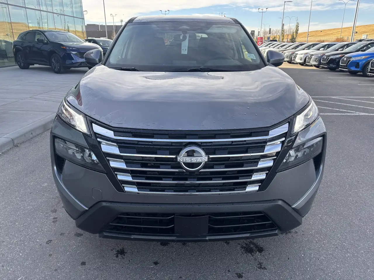 Nissan Rogue снимка Nissan Rogue