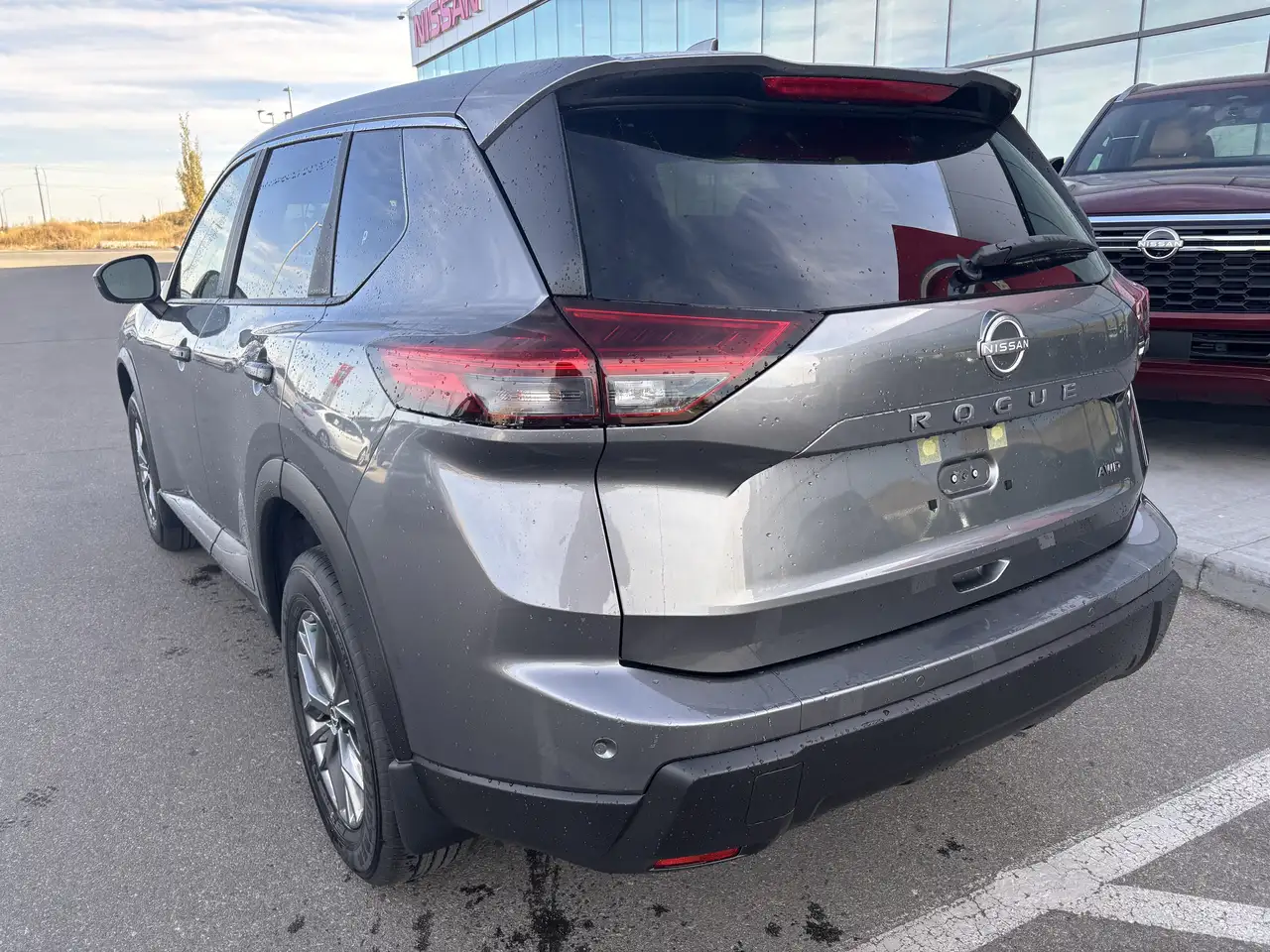 Nissan Rogue снимка Nissan Rogue