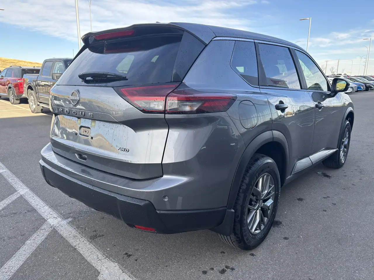 Nissan Rogue снимка Nissan Rogue