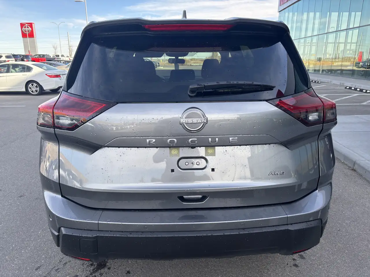 Nissan Rogue снимка Nissan Rogue