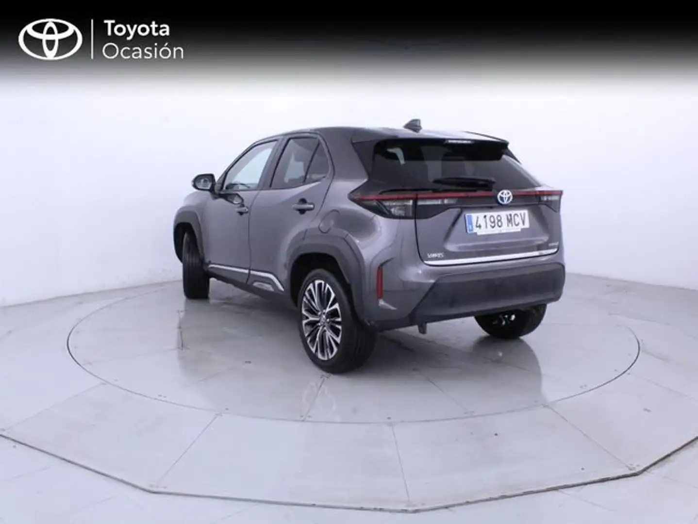 Toyota Yaris Cross 1.5 120H Style Gris - 2