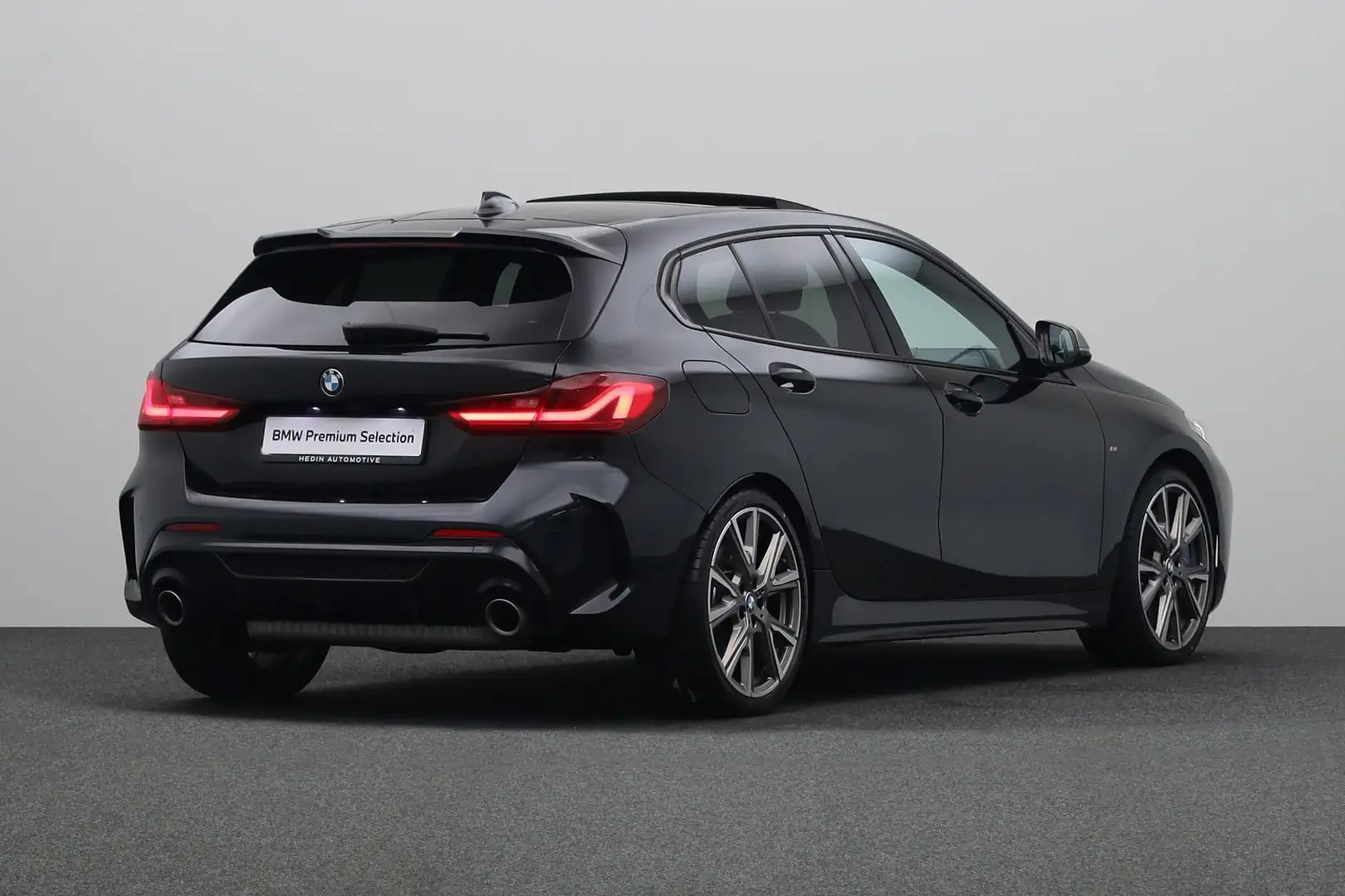 BMW 135 1-serie M135i xDrive | M-sportremsysteem | Comfort Noir - 2