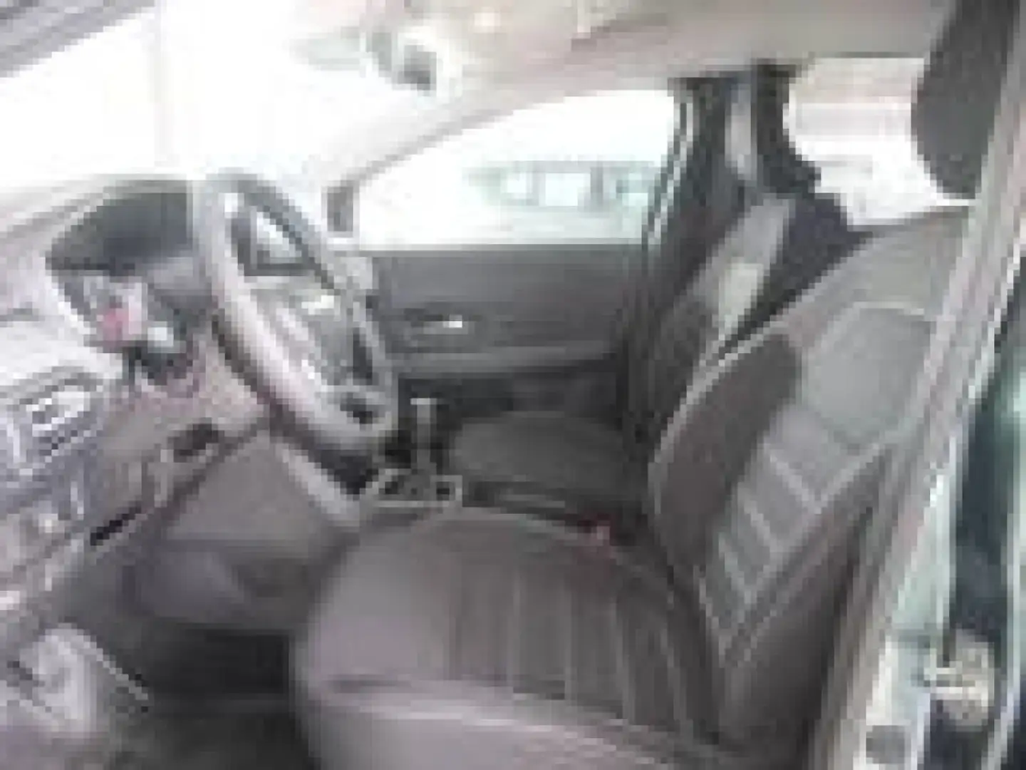 Dacia Jogger 1.0 TCe GPL 100CV Grün - 2