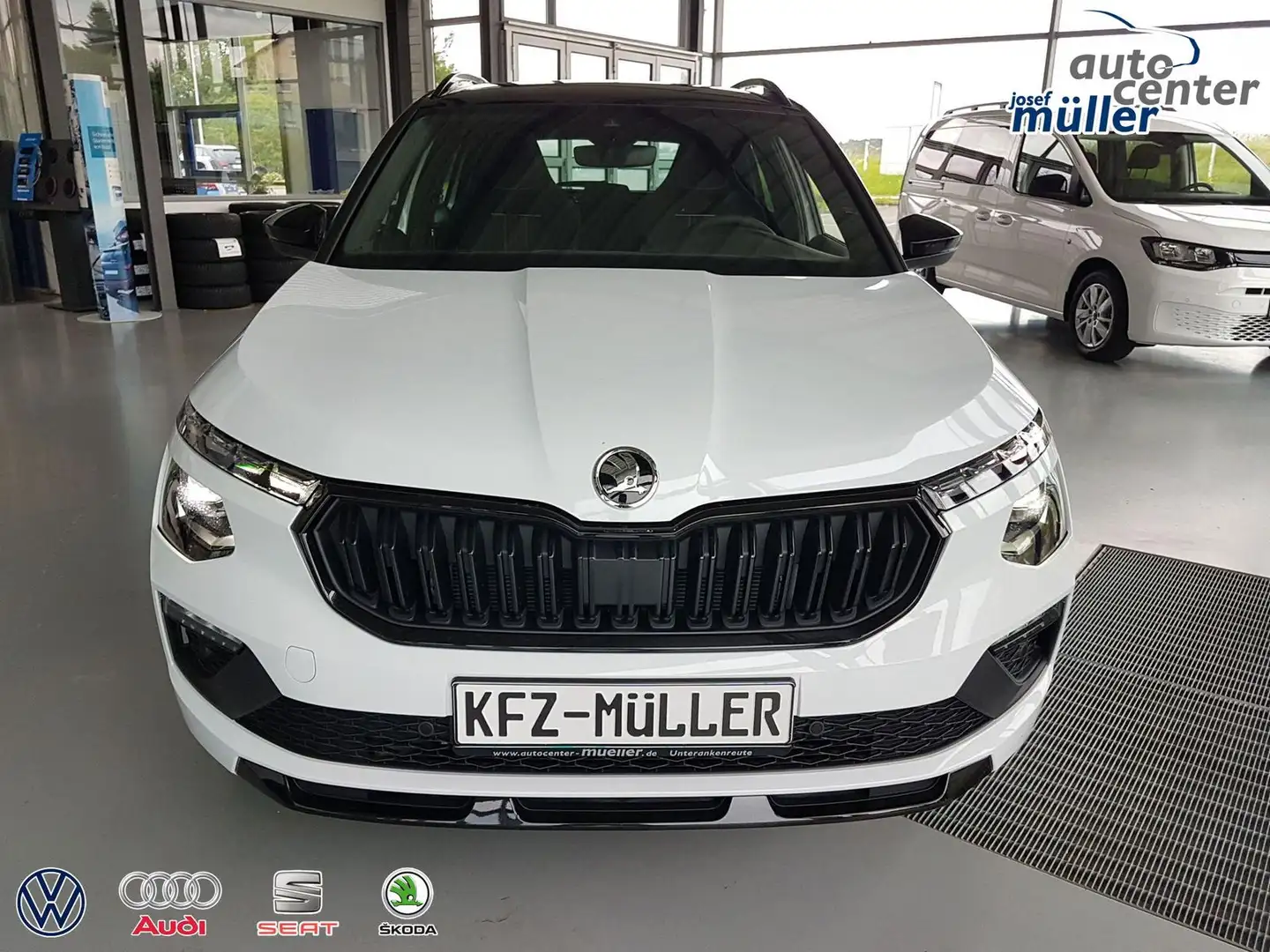 Skoda Kamiq Monte Carlo" AHK Schw." Tempo.+ACC" Pan... Blanco - 2