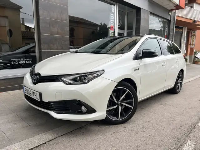 Toyota Auris Touring Sports hybrid 140H Feel! Edition + Led
