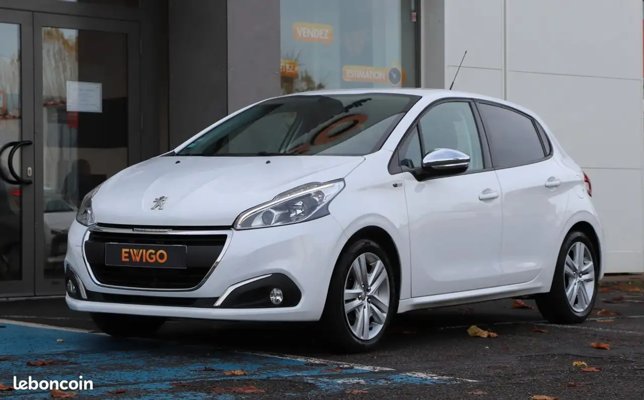 Peugeot 208 1.2 82ch style courroie ok