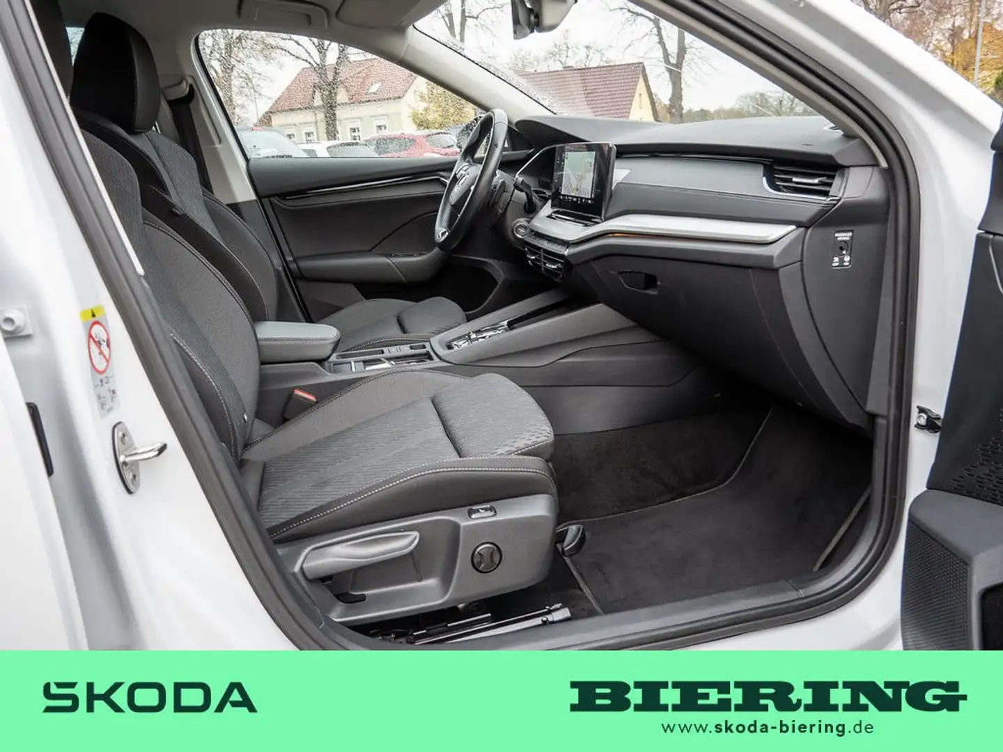 Skoda Octavia Combi 2.0 TDI Ambition SHZ NAVI AHK LED Weiß - 2