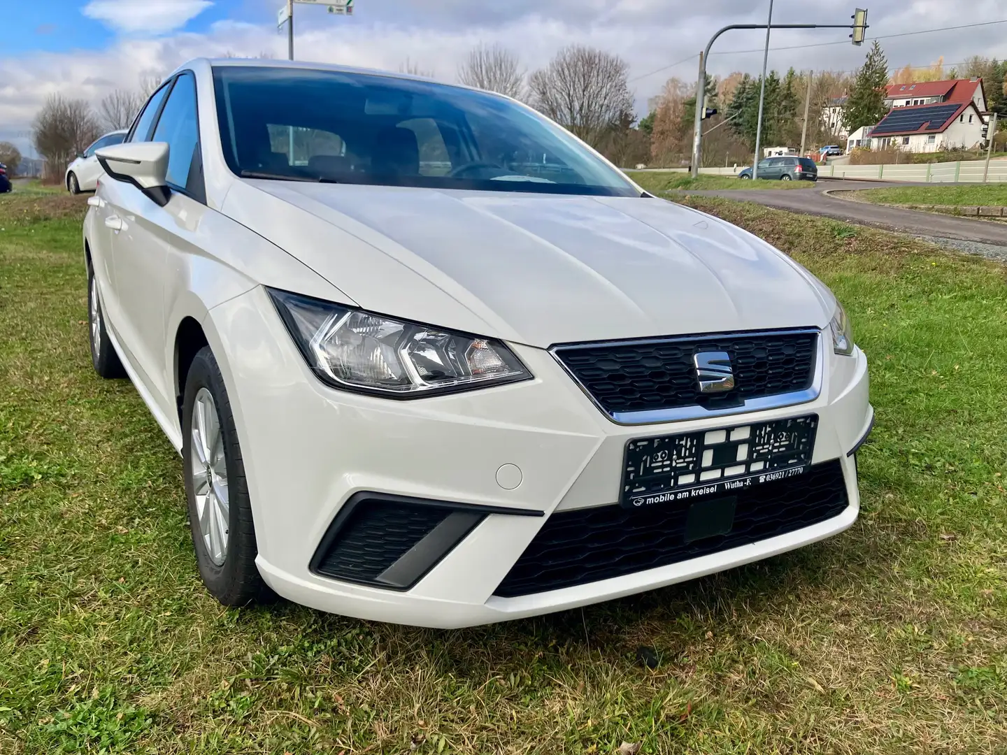 SEAT Ibiza Style Weiß - 1