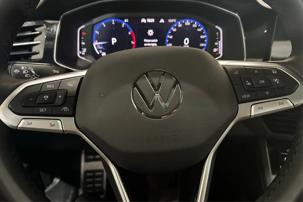 Volkswagen Jetta снимка Volkswagen Jetta