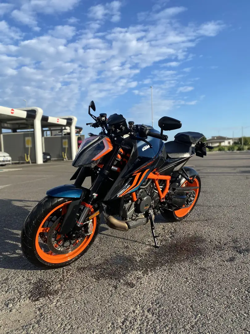 KTM 1290 Super Duke R ktm 1290 superduke RR - 1