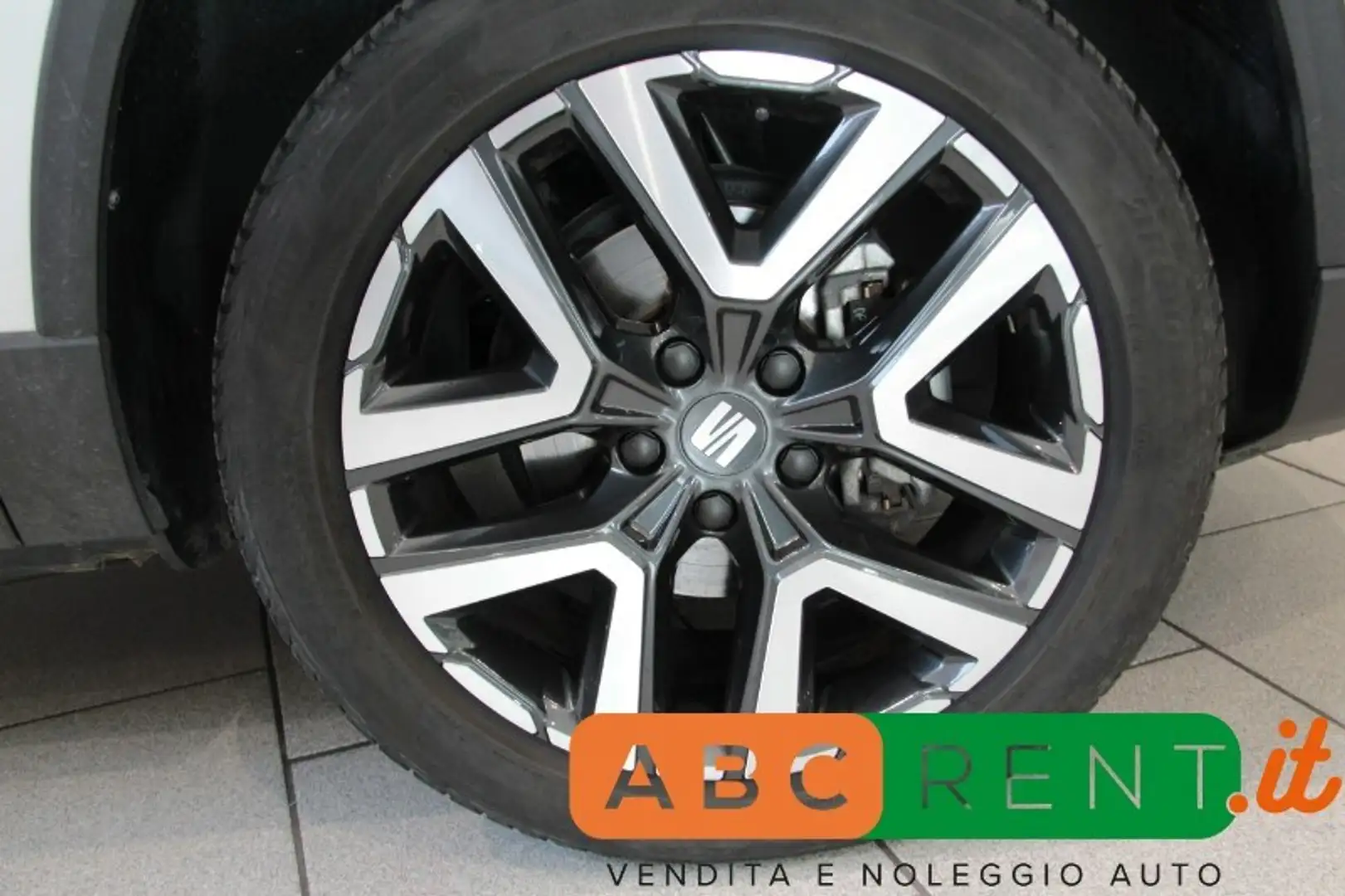 SEAT Ateca Ateca 1.5 EcoTSI DSG Business Bianco - 2