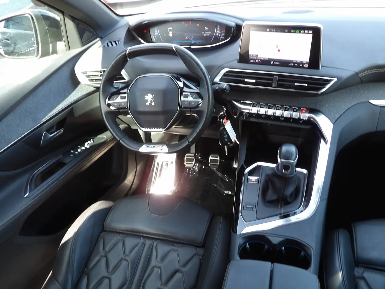 Peugeot 5008 1.2 PureTech GT Line Full led electrische memoryzetels, миниатюра 12