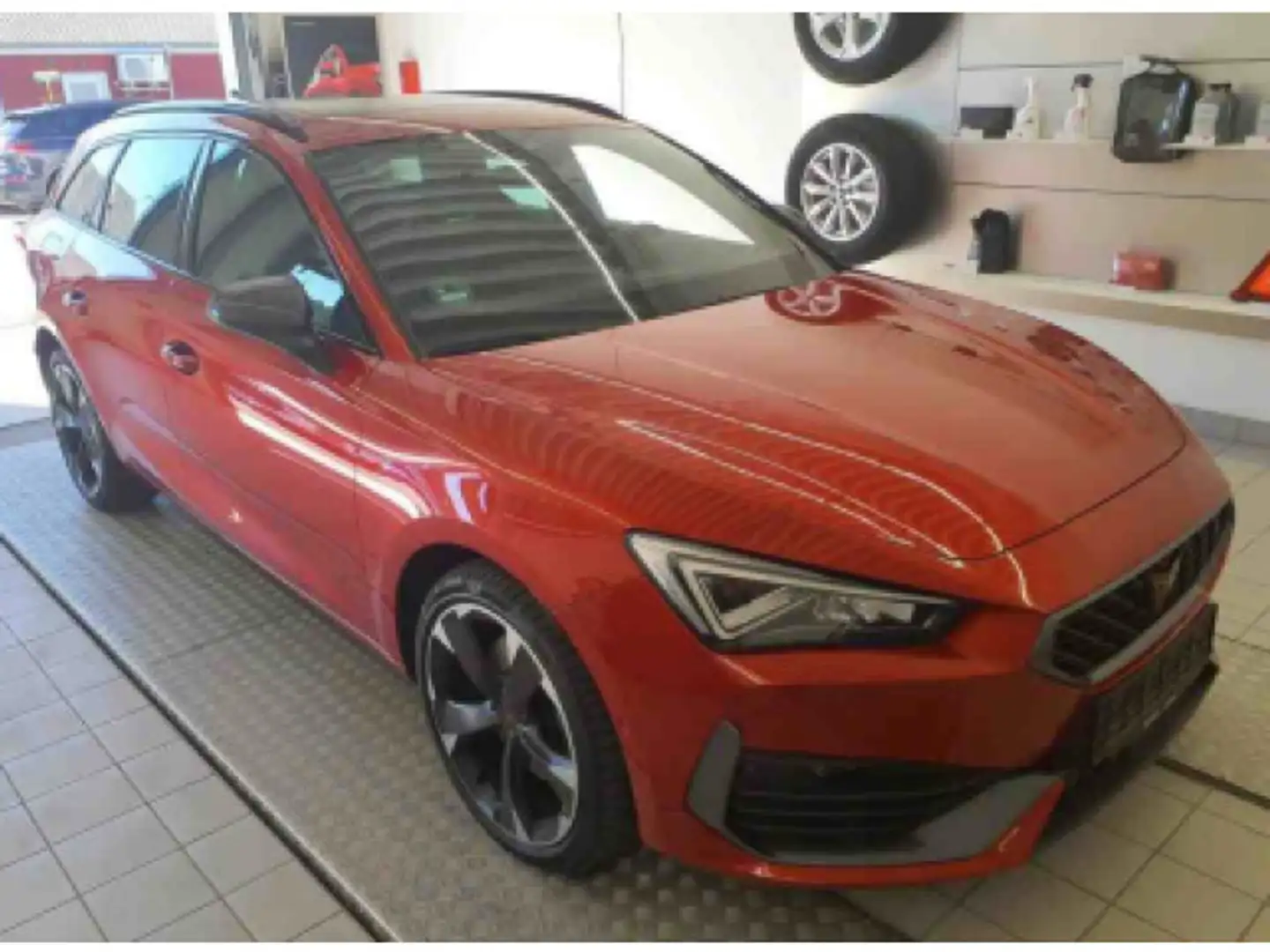 CUPRA Leon ST 1.4 e-HYBRID LED+NAVI+PANO+ACC+DAB+SHZ Rot - 2