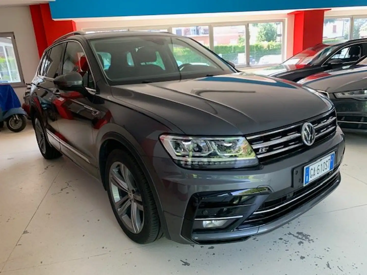 Volkswagen Tiguan TIGUAN 1.5 TSI DSG R-LINE SPORT 150 CV Grigio - 1