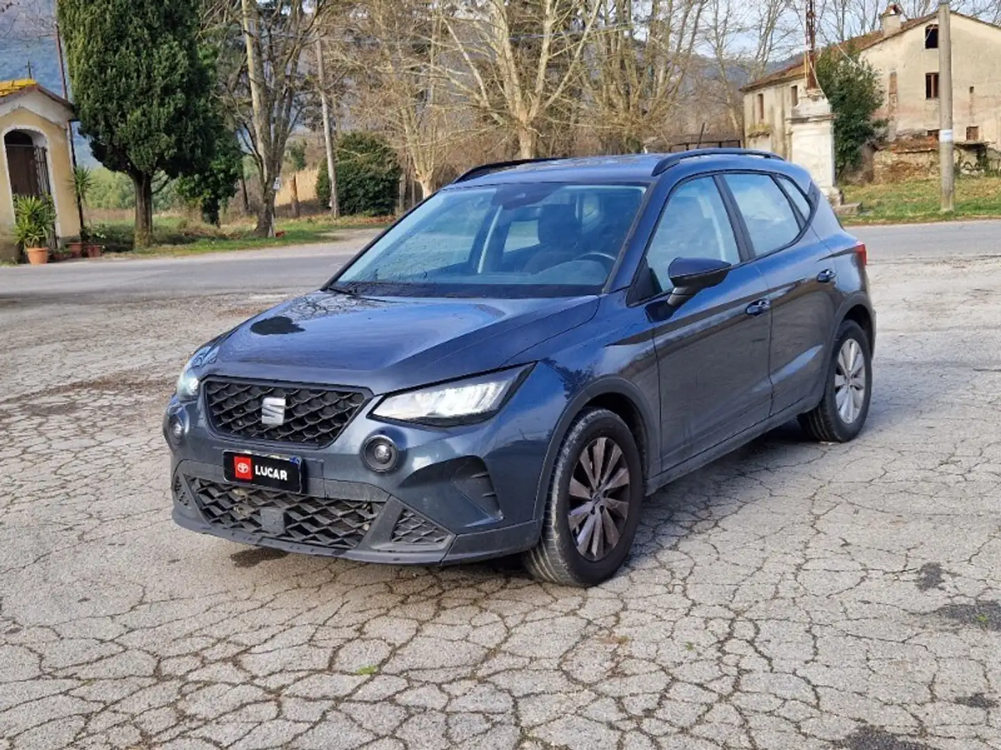 SEAT Arona 1.0 TGI Style Grigio - 1