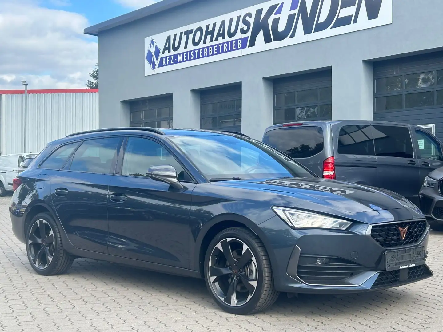 CUPRA Leon Cupra  1.4 e-HYBRID°KEYLESS°AHK°NAVI° - 2