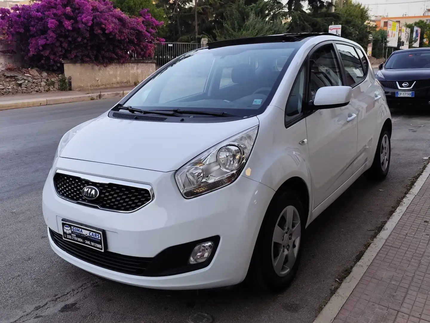 Kia Venga Venga 1.4 crdi 90cv TETTO APRIBILE Blanc - 1