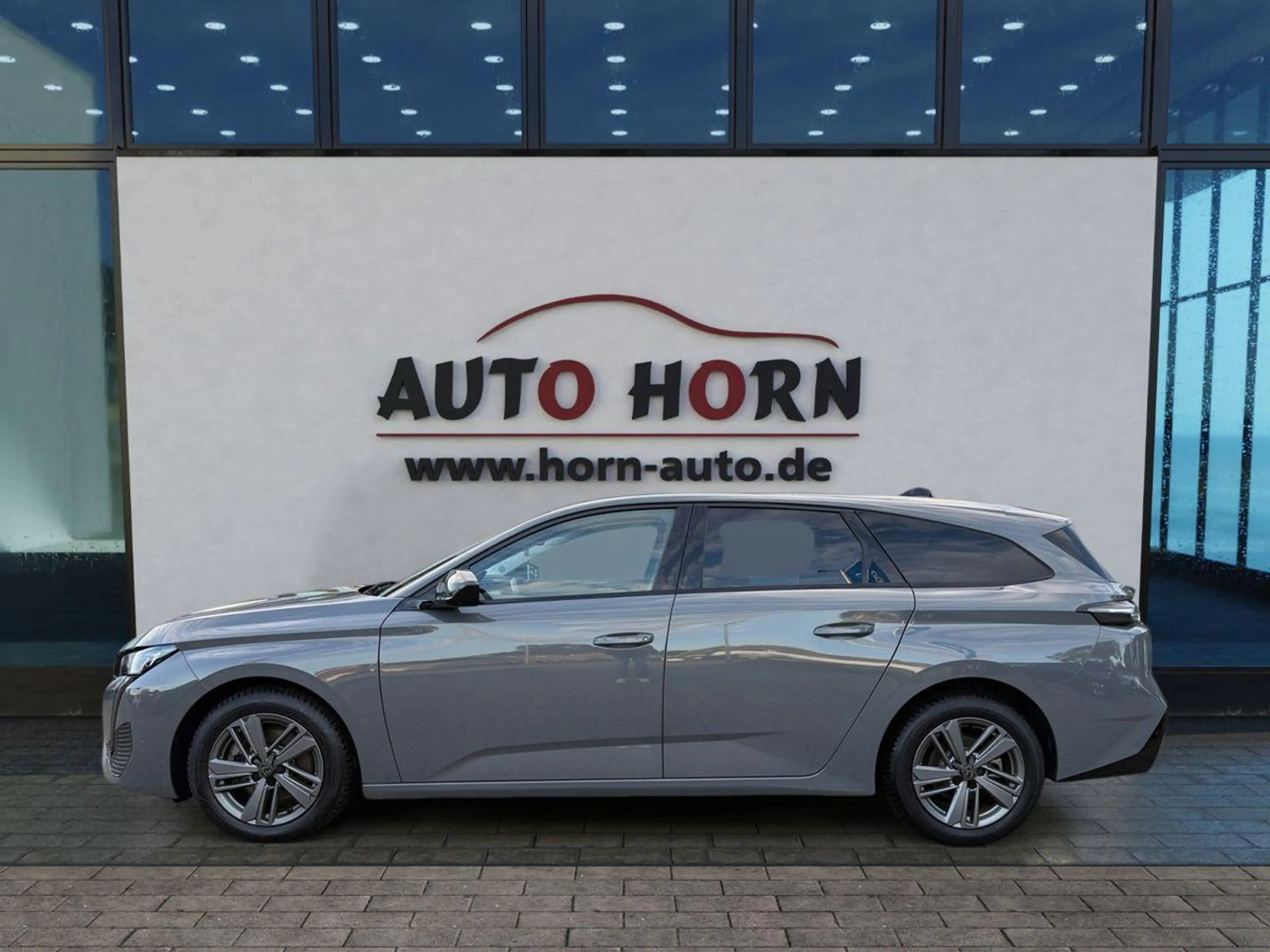 Peugeot 308 SW Allure*SHZ*360°Kamera*ACC*Navi*Surrounding — photo 3