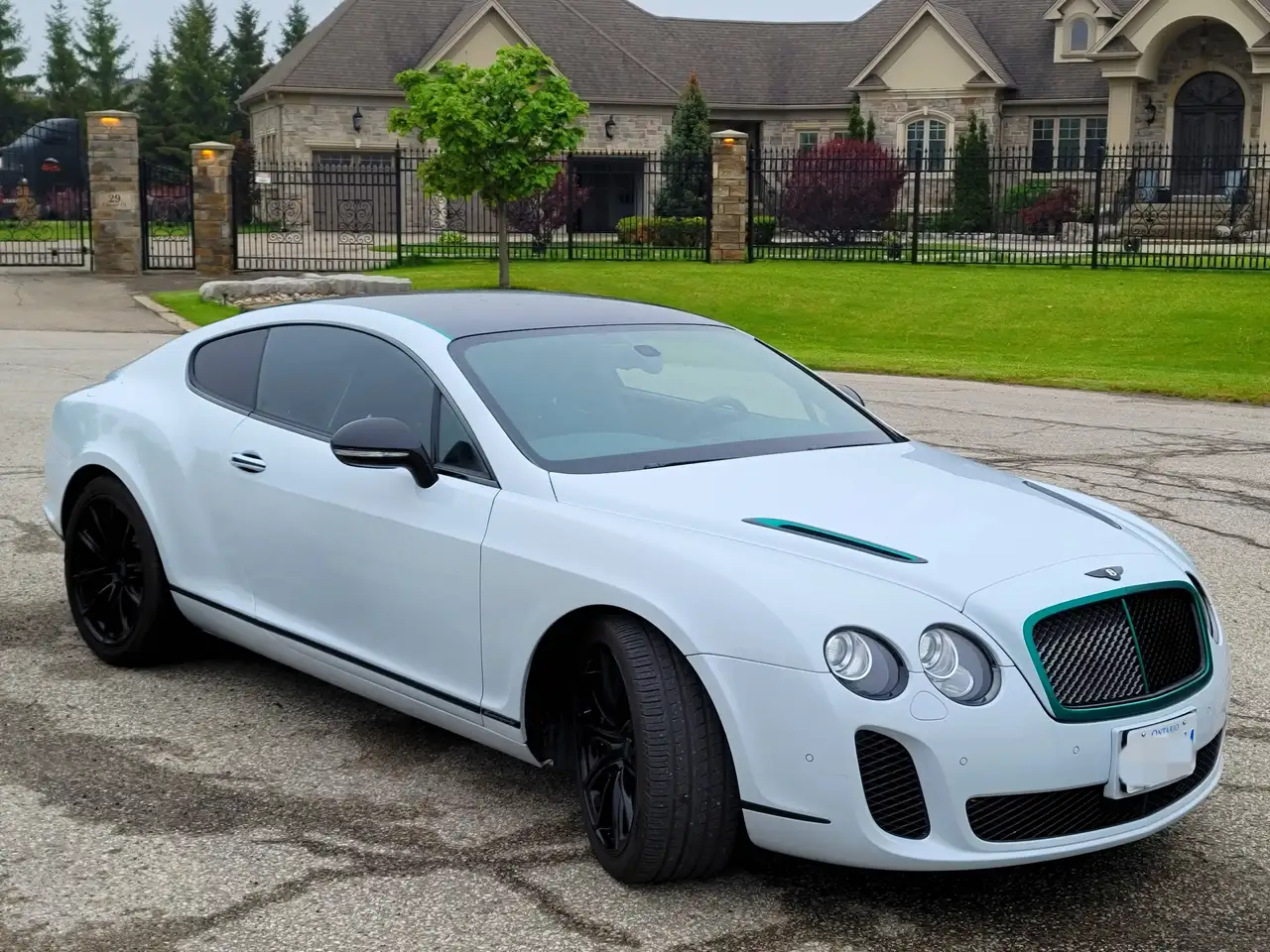 Bentley Continental Supersports снимка Bentley Continental Supersports