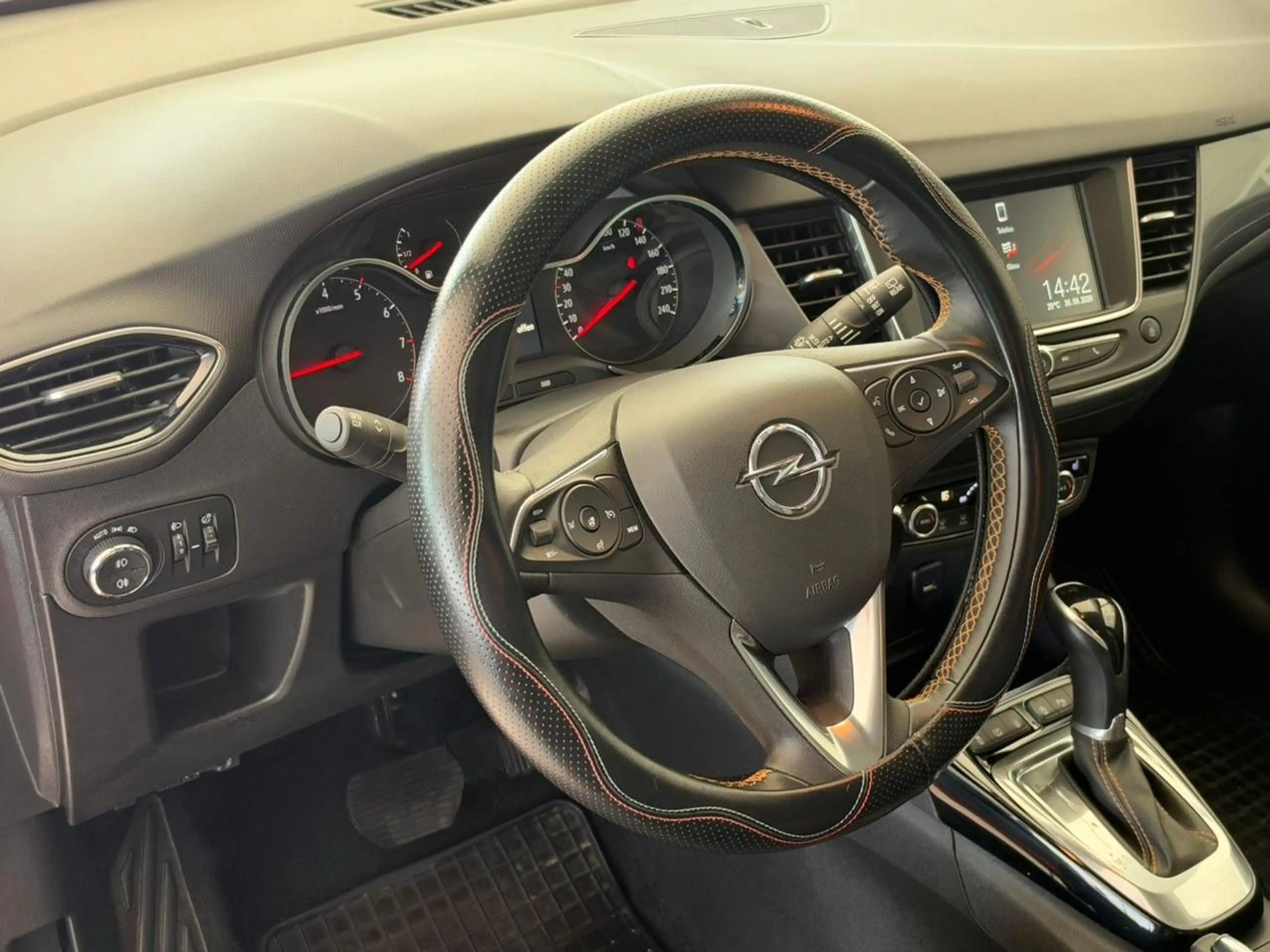 Opel Crossland X +Scheckheft+Kamera+AHK+Lenkradhzg — photo 9