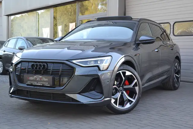 Audi Q8 e-tron