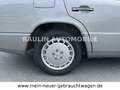 Mercedes-Benz 220 E Lim.  AUTOMATIK*SCHIEBEDACH*H-ZULASSUNG Plateado - thumbnail 11