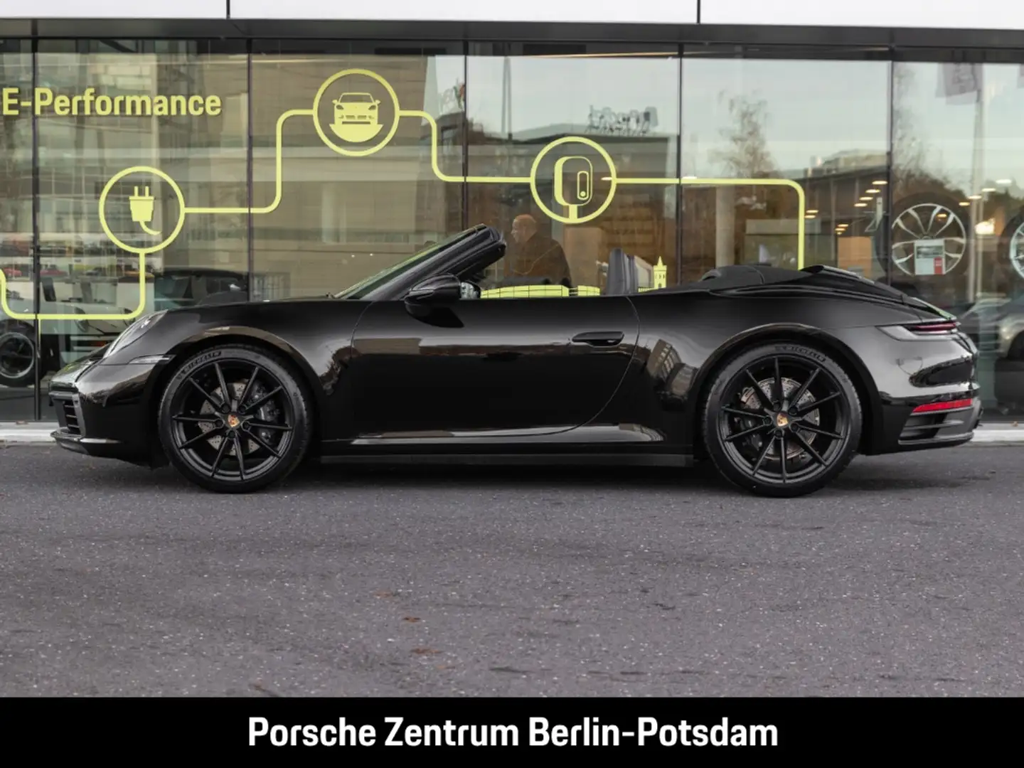 Porsche 992 911 Carrera Cabriolet Sportabgasanlage BOSE Schwarz - 2