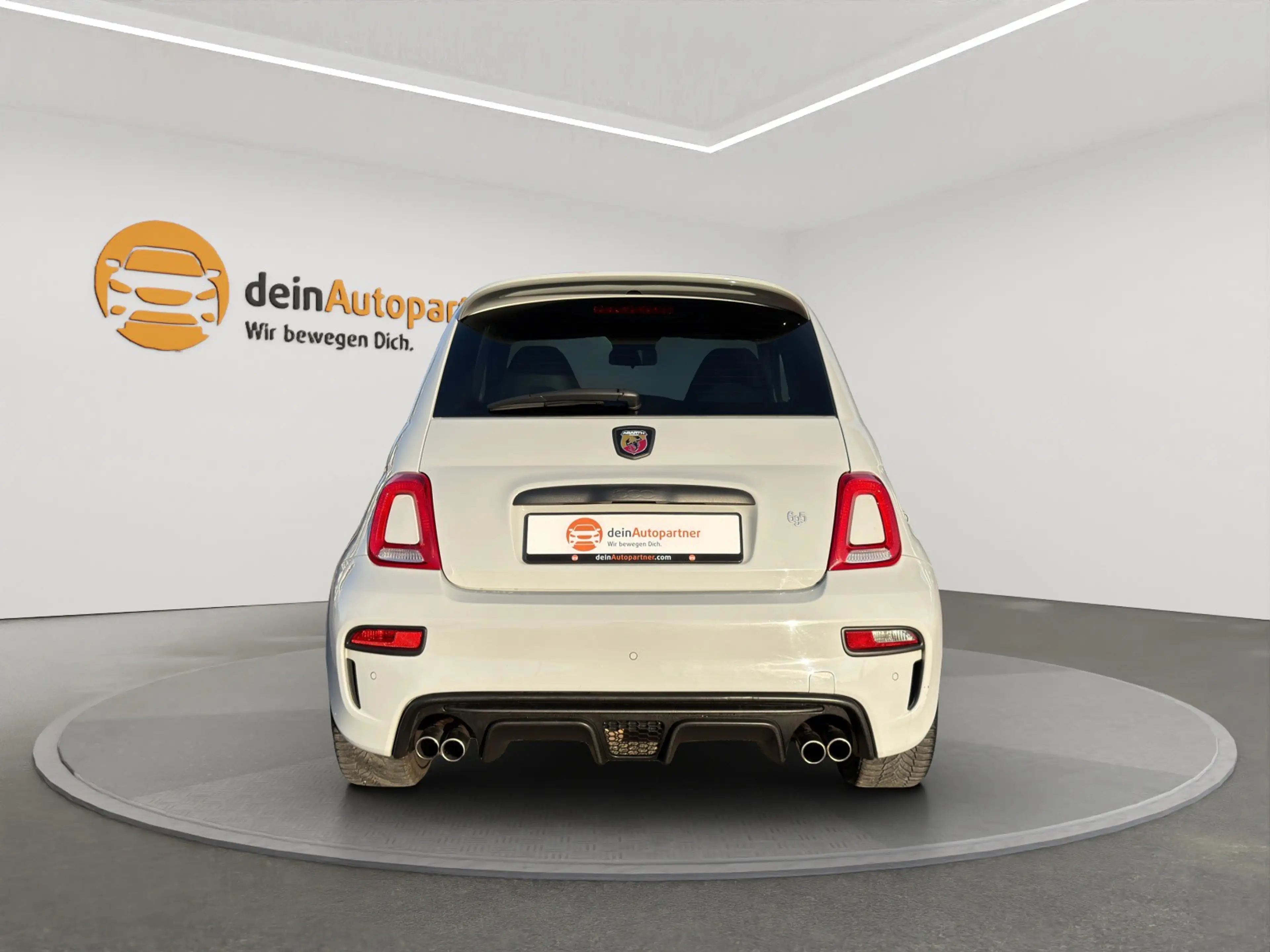 Abarth 695 BI-XENON/LEDER/KLIMA/PDC/DAB — photo 6