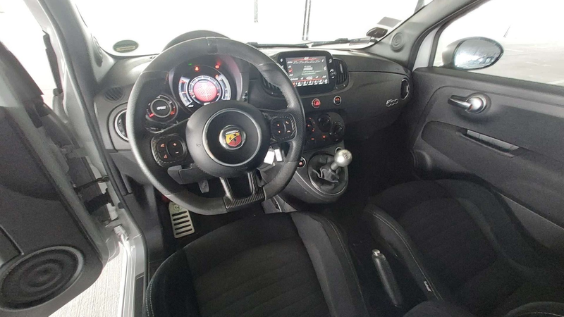 Abarth 695 BI-XENON/LEDER/KLIMA/PDC/DAB — photo 5