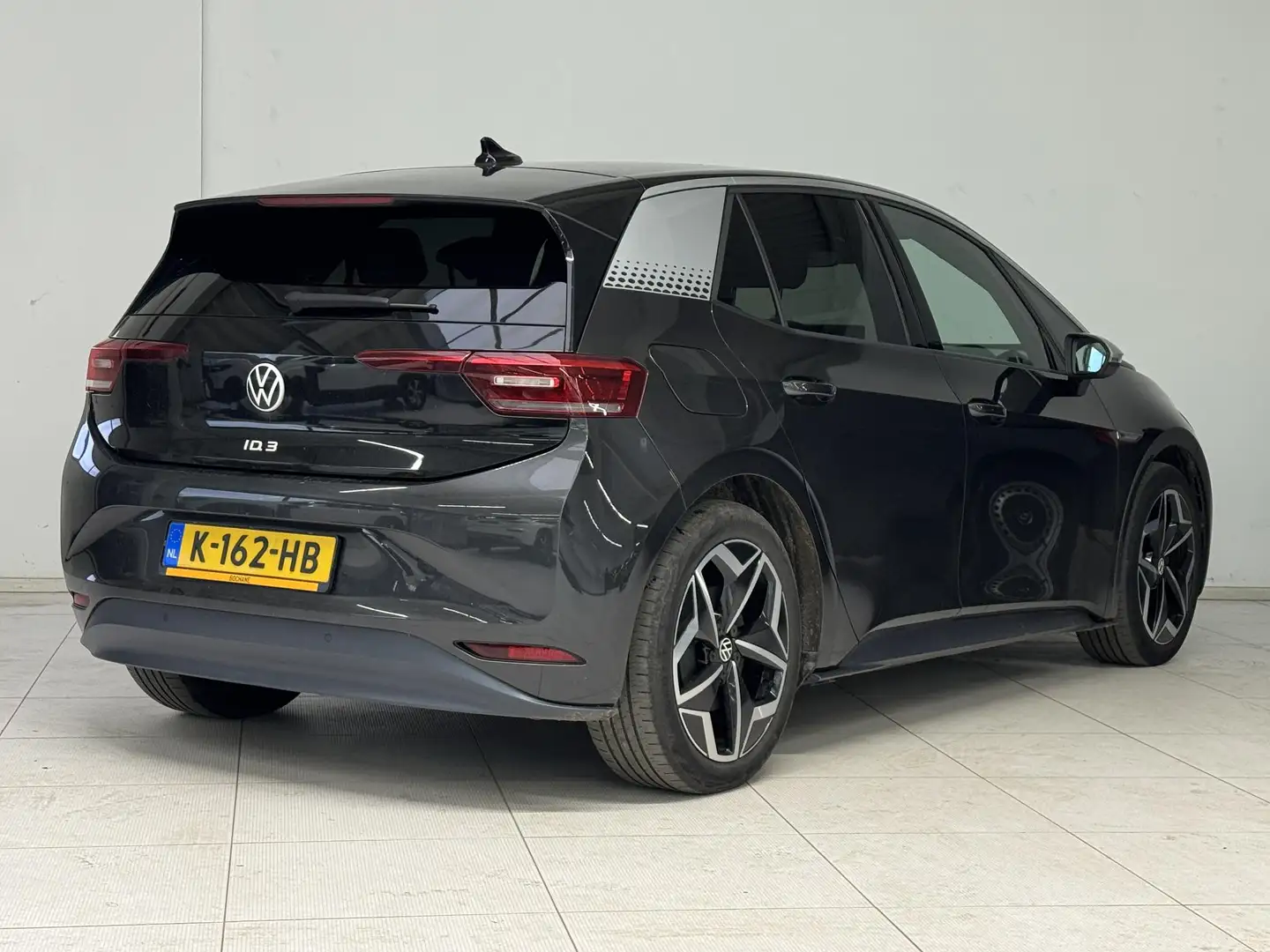 Volkswagen ID.3 First Plus 58 kWh | Navigatie | Cruise control ada Grijs - 2