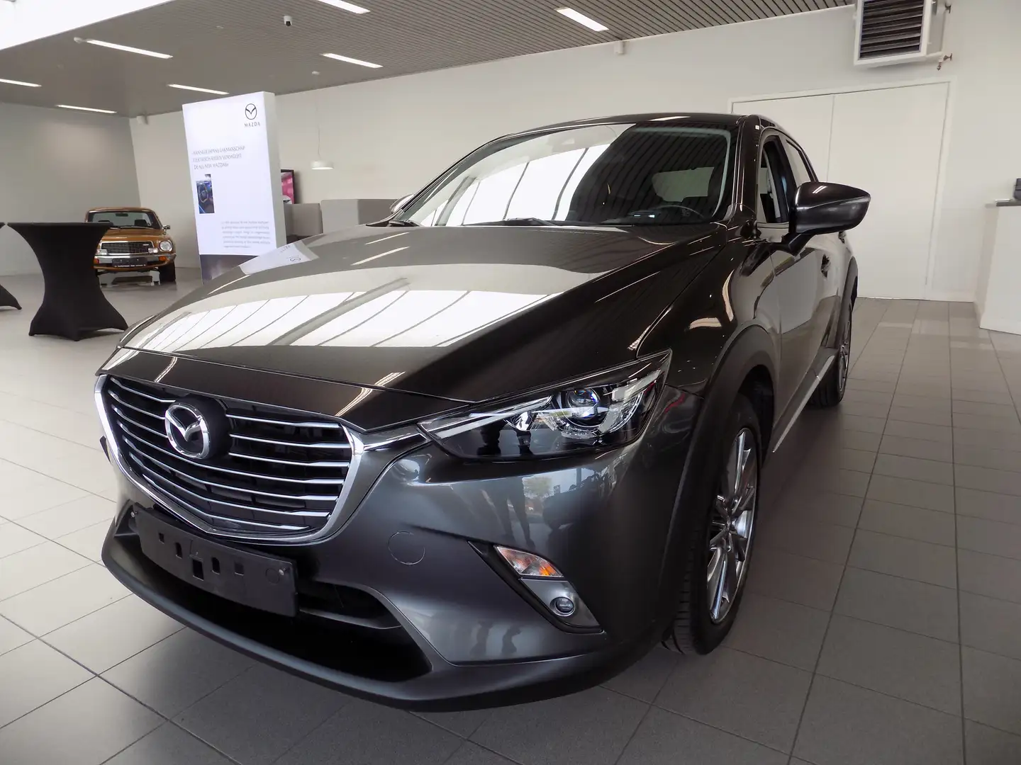 Mazda CX-3 2.0L Skyactiv-G Ginza Automaat! Grijs - 1