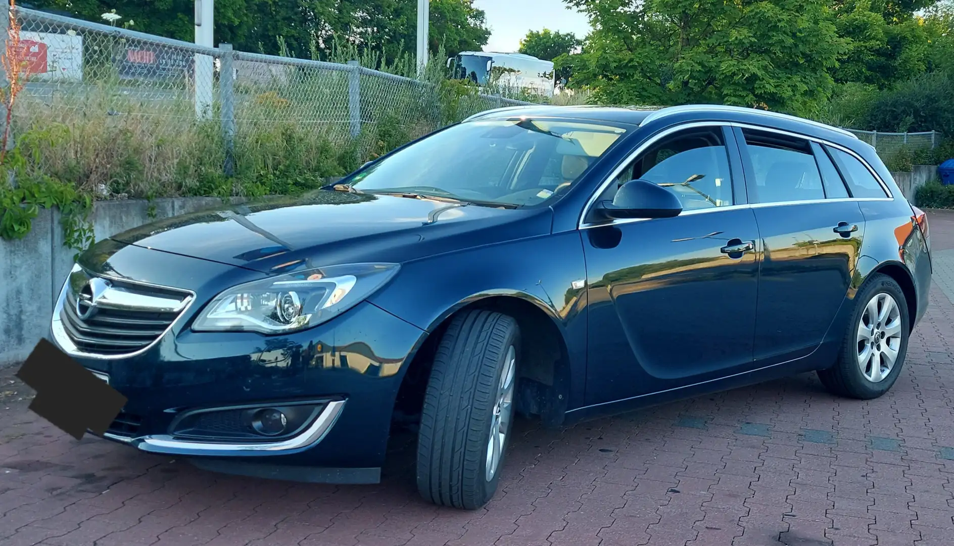 Opel Insignia Insignia 1.6 SIDI Turbo ecoFLEX Start/Stop Busines zelena - 1