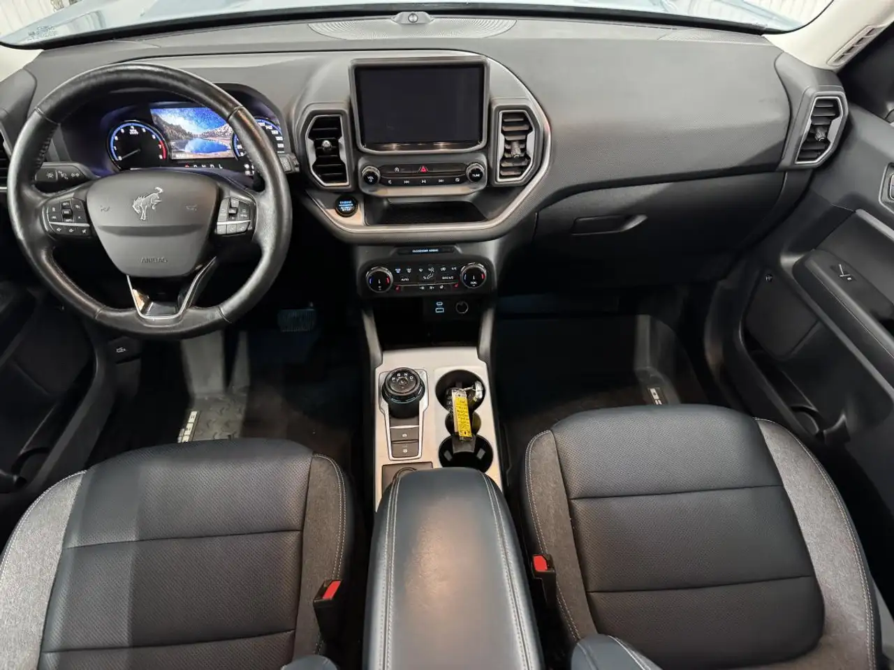 Ford Bronco Sport снимка Ford Bronco Sport