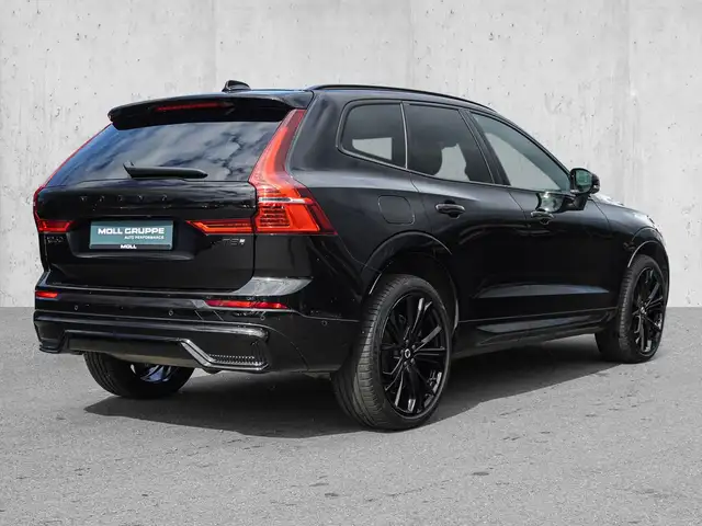 Volvo XC60 view 4