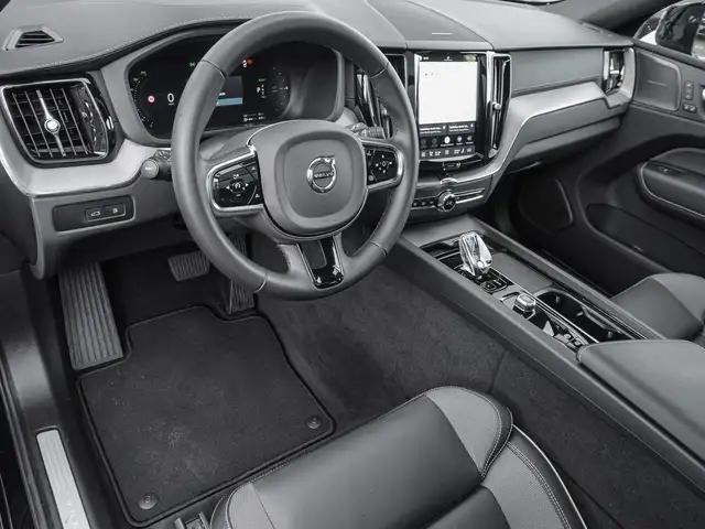 Volvo XC60 view 10