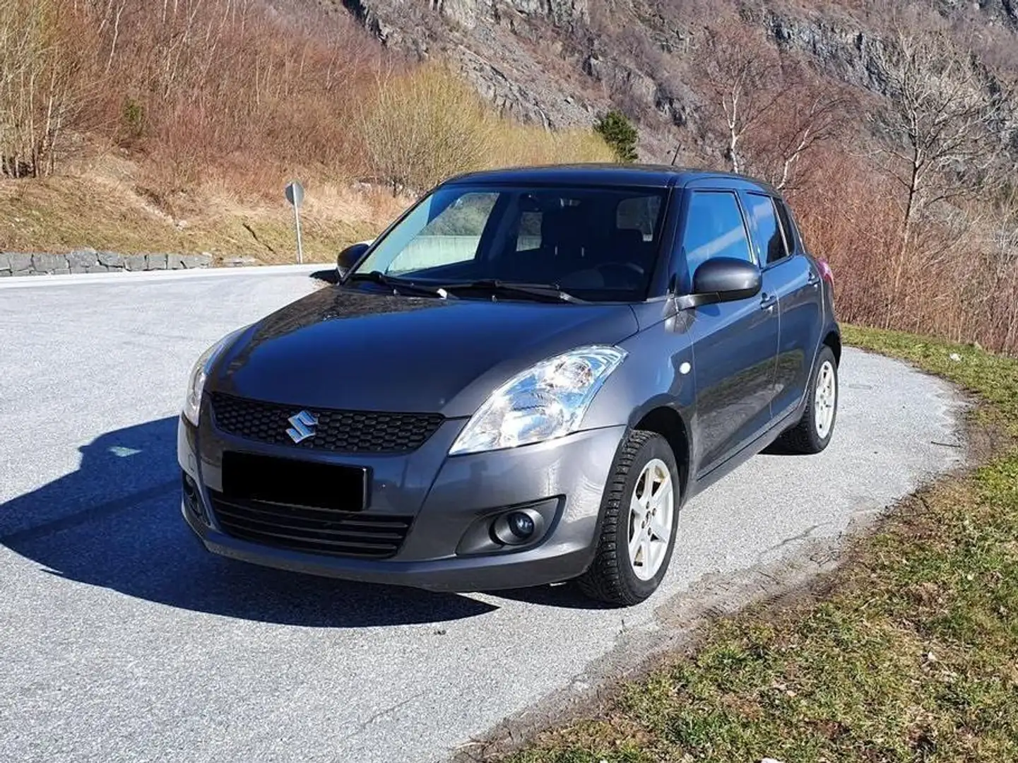 Suzuki Escudo Swift 5p 1.3 ddis GL 75cv dpf Grigio - 2