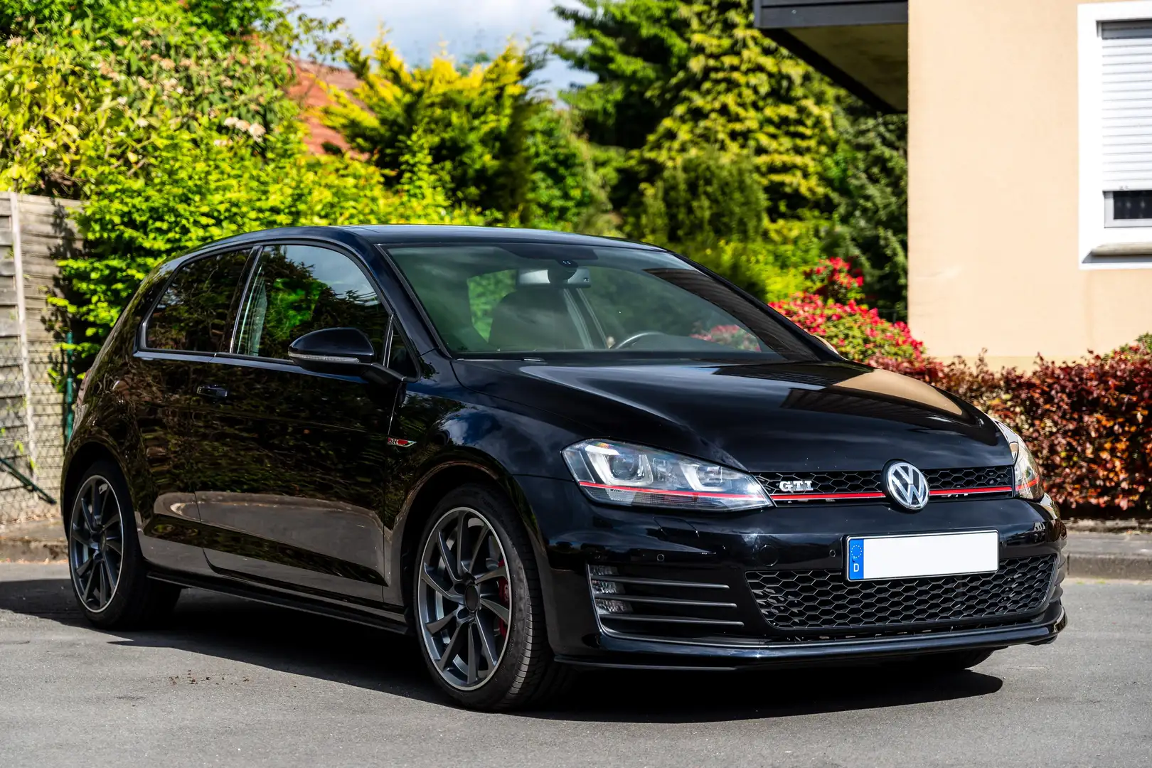 Volkswagen Golf GTI VW Golf 7 GTI | 230 PS | 1. Hand | Pano | gepflegt - 1