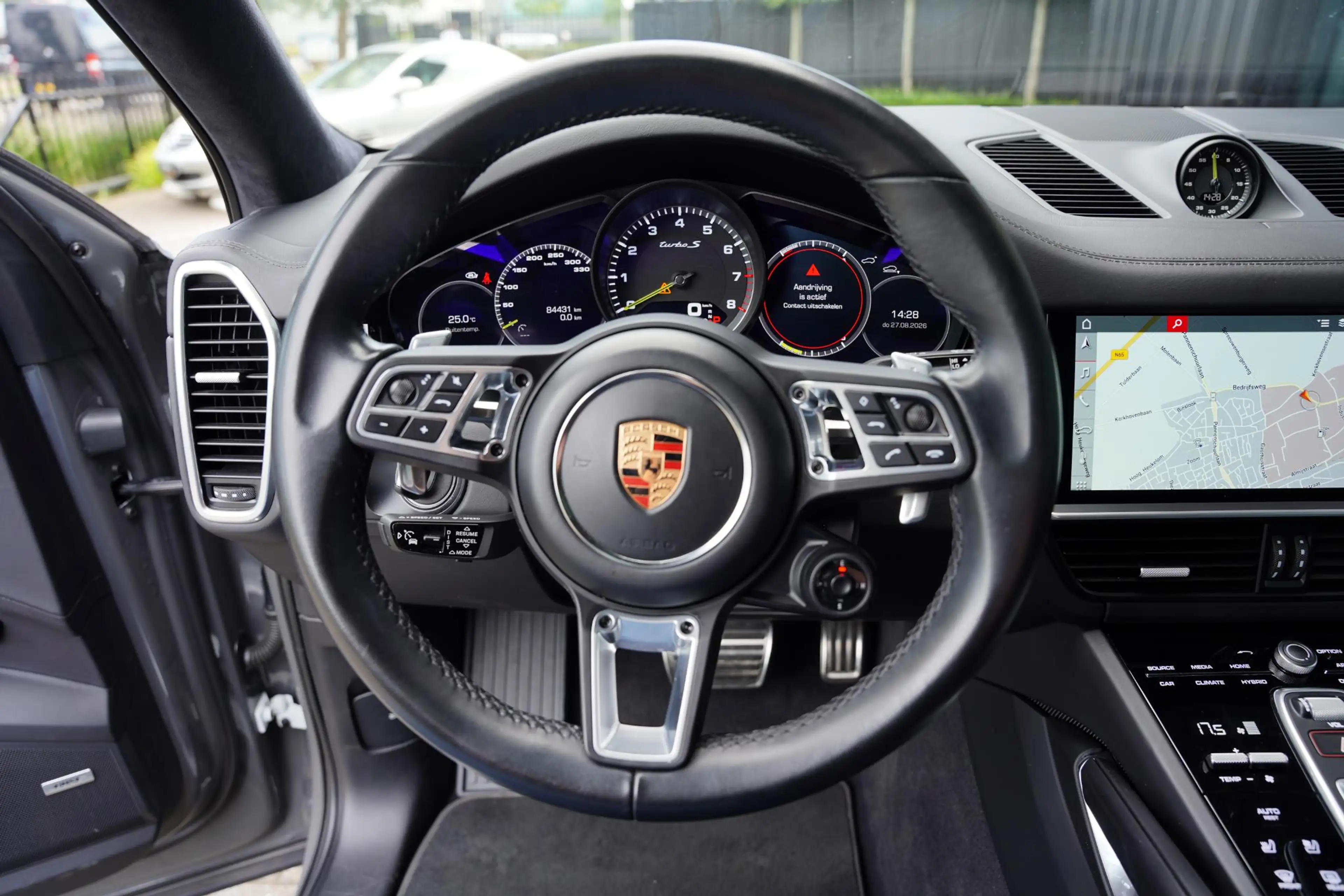 Porsche Cayenne 4.0 Turbo S E-Hybrid / Keramische Remmen / Sport C — photo 8