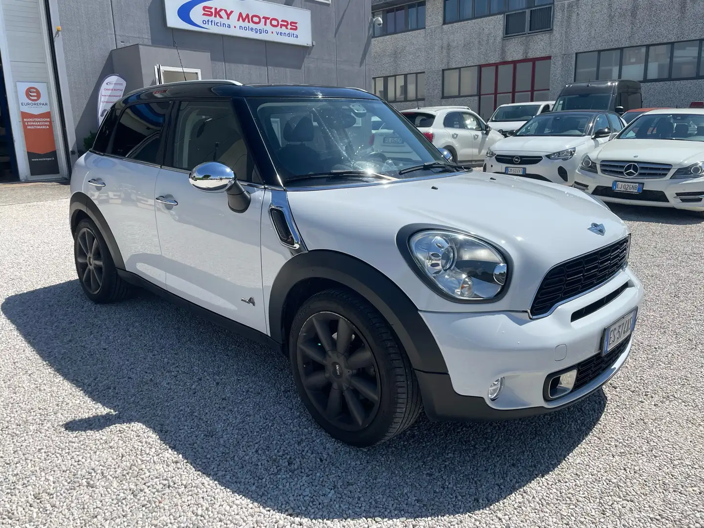 MINI Cooper SD Countryman Cooper SD 4x4 Bílá - 1