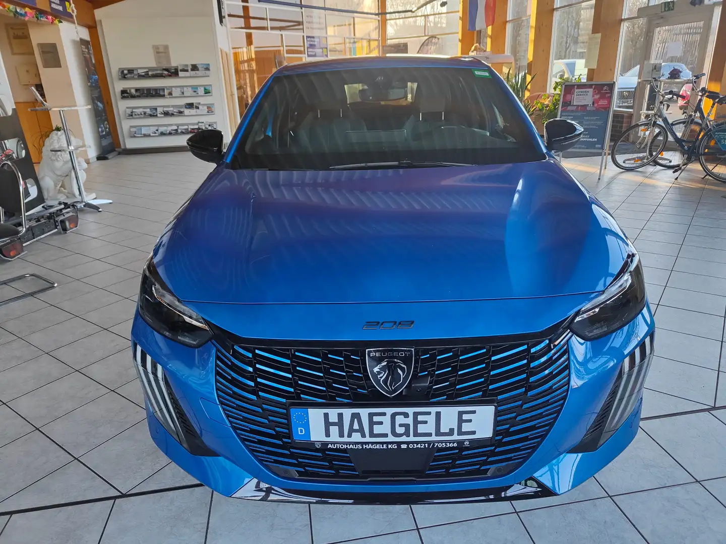 Peugeot 208 208 Hybrid 136 e-DSC6 Allure Blau - 2