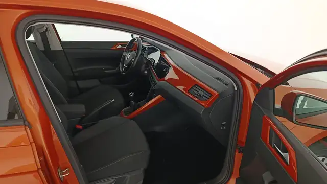 Volkswagen Polo view 9