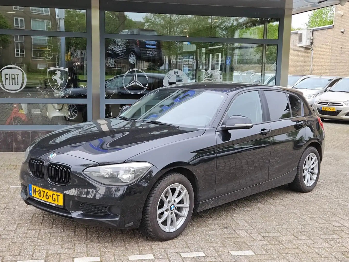 BMW 114 114I BUSINESS+ Czarny - 2